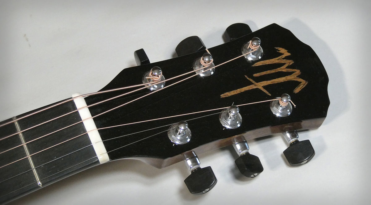 Michael's Lyn Headstock